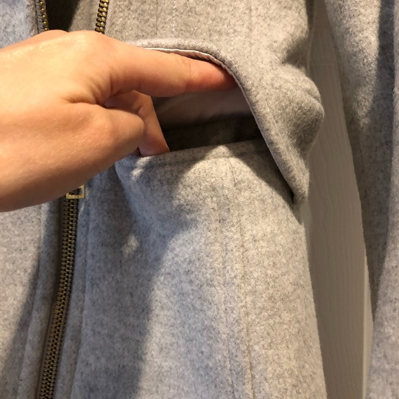 Club Monaco light grey coat size XS - Picture 7 of 9